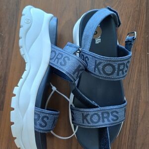 NEW! Michael Kors Rooney Logo Scuba Sport Sandals. Size 8